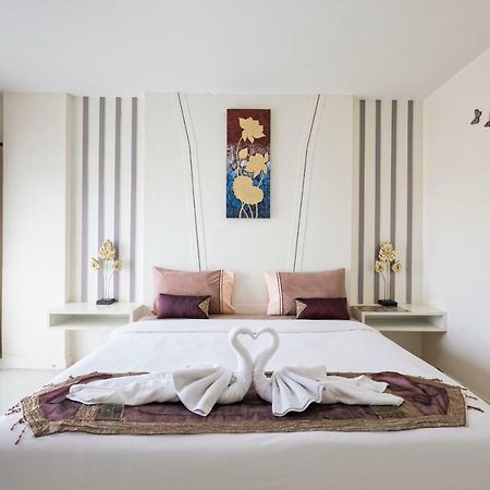 J Sweet Dream Boutique Hotel Phuket Patong Buitenkant foto