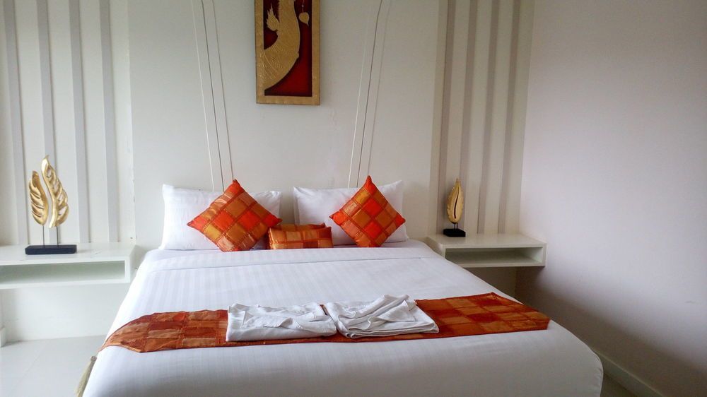 J Sweet Dream Boutique Hotel Phuket Patong Buitenkant foto