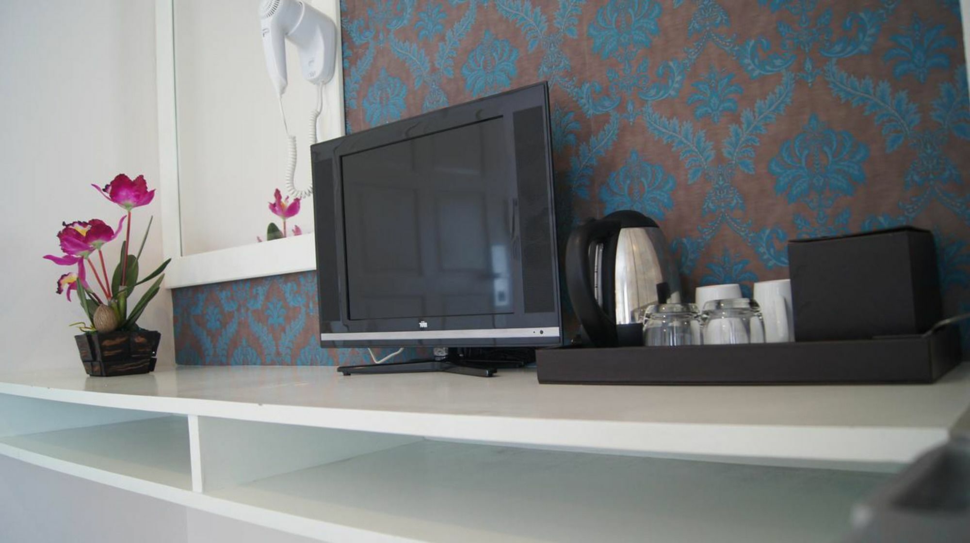 J Sweet Dream Boutique Hotel Phuket Patong Buitenkant foto