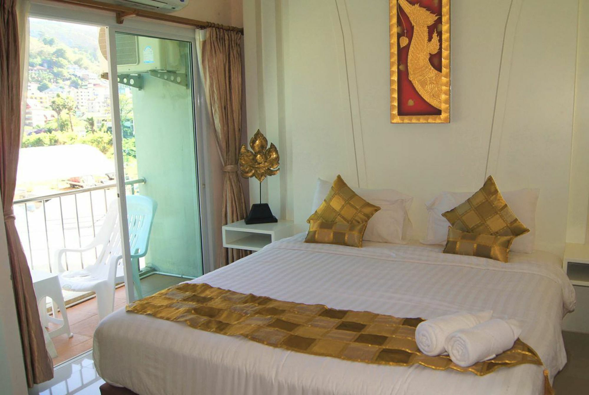 J Sweet Dream Boutique Hotel Phuket Patong Buitenkant foto